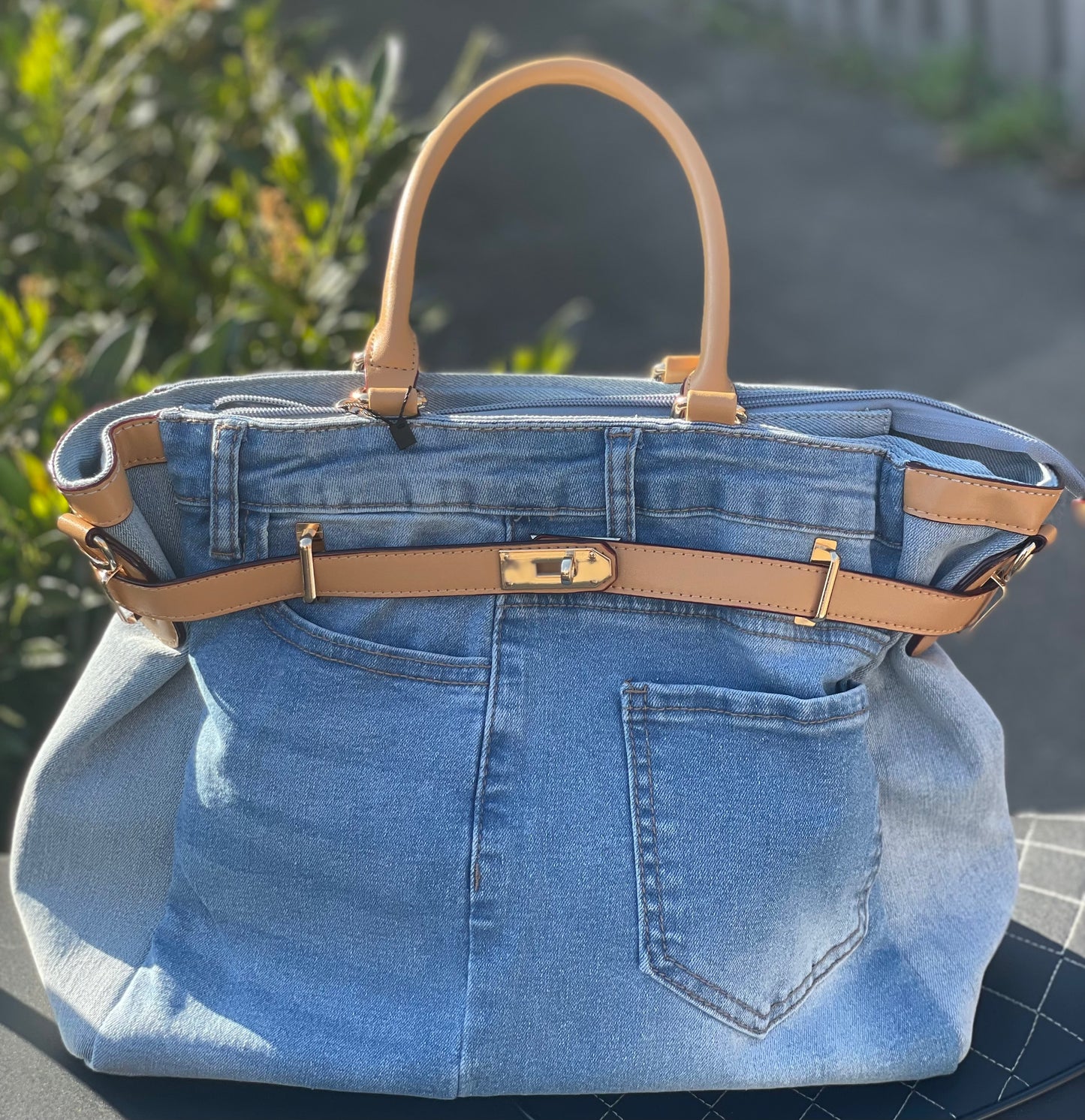 MIA BAG