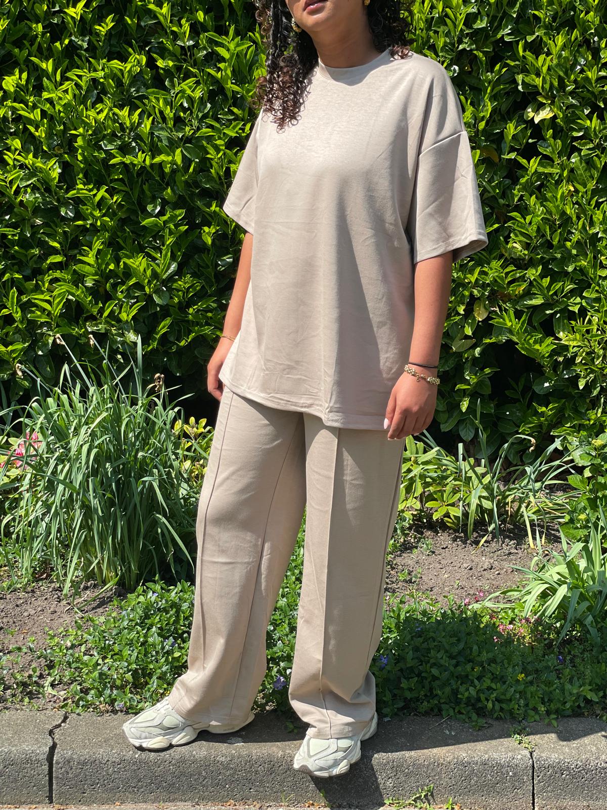 APRIL COMFY SET TAUPE