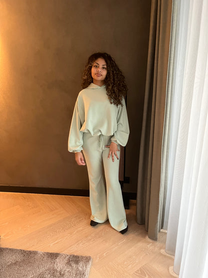 QUINN COMFY SET MATCHA