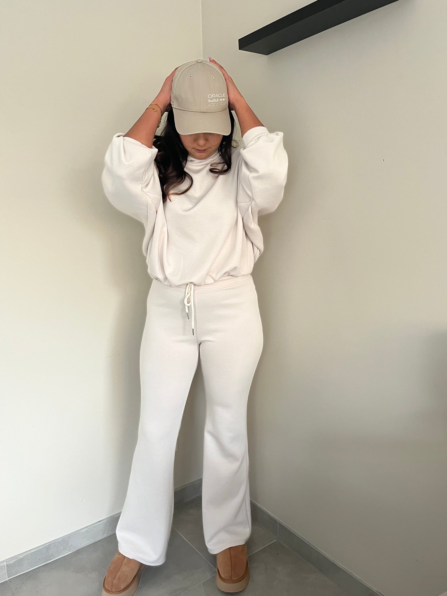 QUINN COMFY SET BEIGE