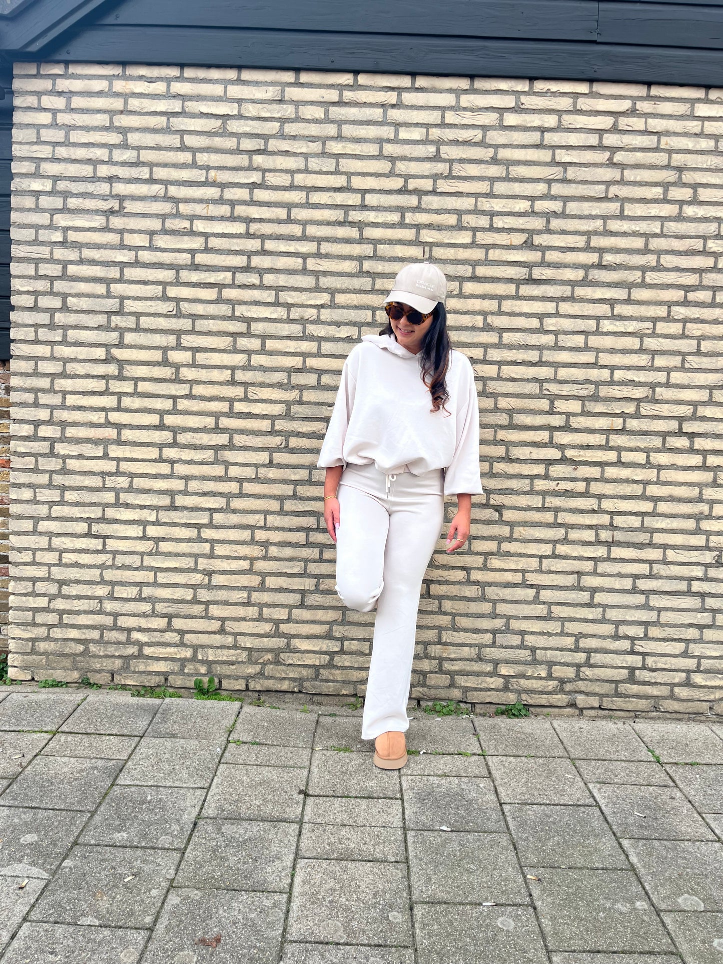 QUINN COMFY SET BEIGE